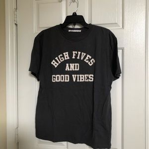 Women’s tee